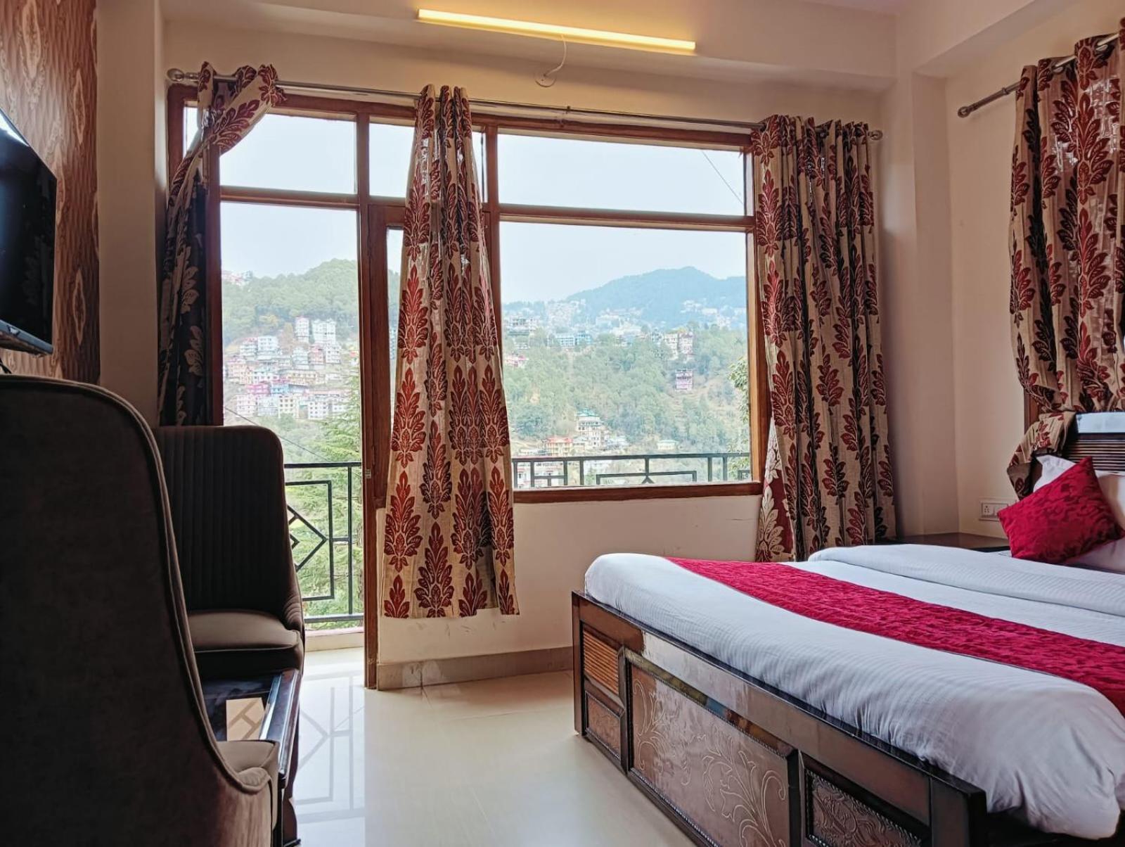 B&B Aston Shimla Hill'S Eksteriør billede